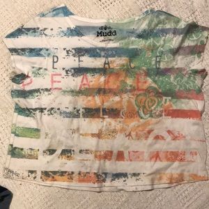 ‘Peace’ graphic tee